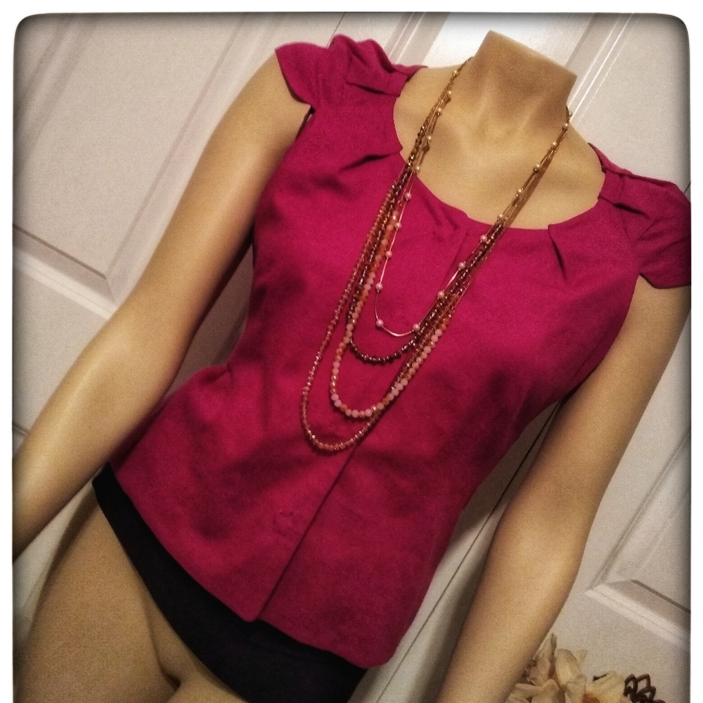 New York and Company size 2 stretch button up